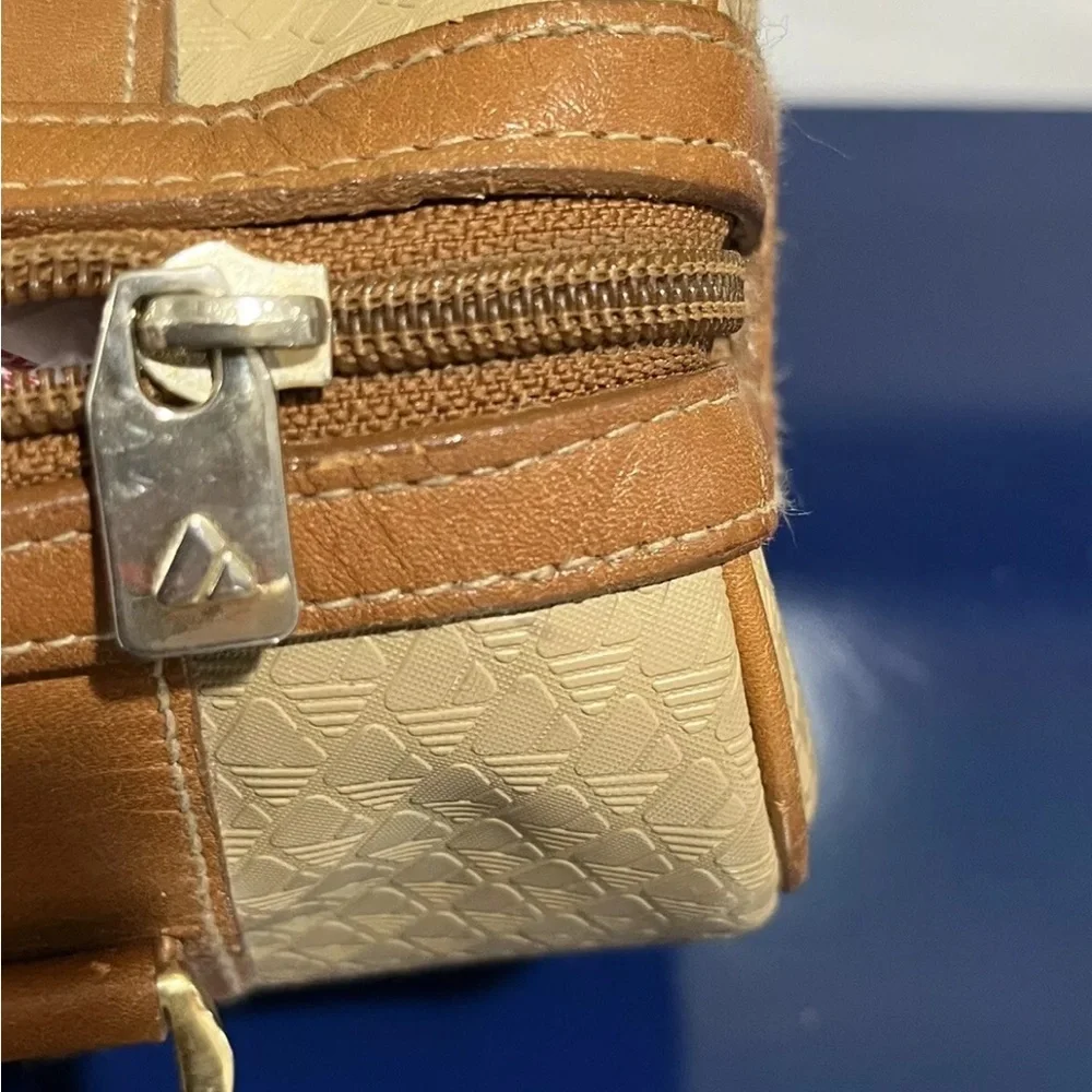 Liz Claiborne Purse Beige Logo Leather Vinyl Bag Satchel Vintage 80s 1988